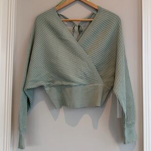 Ribbed V neck Sweater and tie back sweater